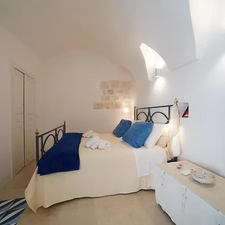 Blu Cielo Terra - Nel Cuore Della Citta' Bianca Apartman *